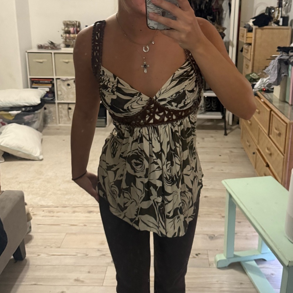 Sky Floral Blouse with Brown Detailing